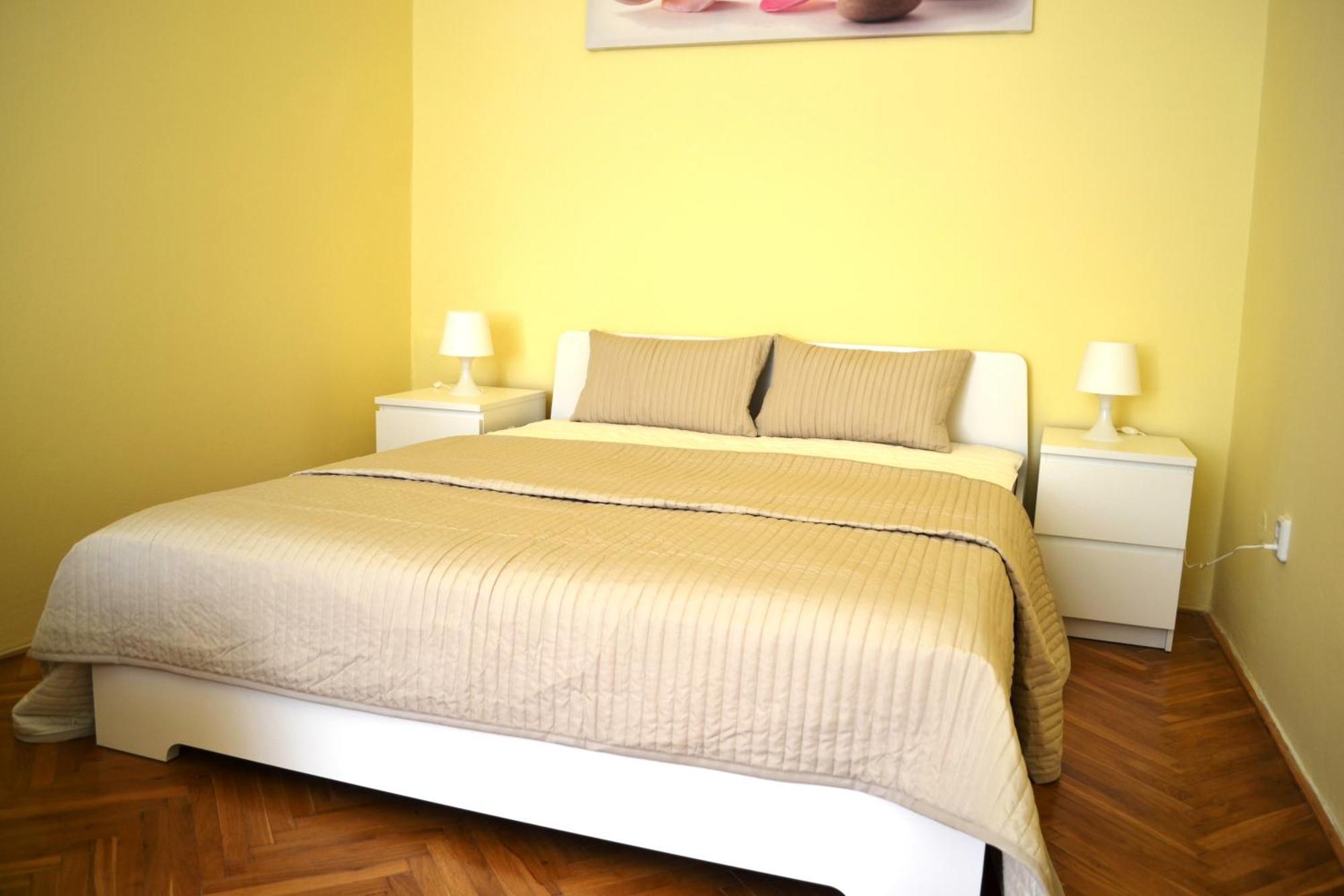 Sunflower 2bdr Flat By Ruterra Apartmán Praha